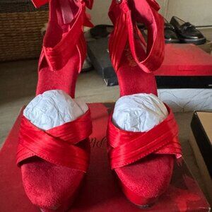 Chic Red Satin Women's Heels